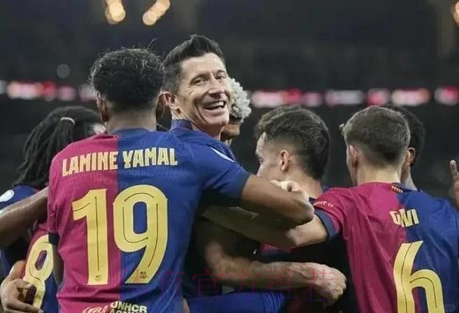 成功卫冕西超杯冠军,莱万赛后社媒:我们做到了! 成功卫冕西超杯冠军,莱万赛后社媒:我们做到了!